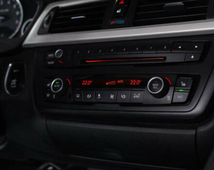 Серый БМВ 3 Серия, объемом двигателя 2 л и пробегом 192 тыс. км за 15000 $, фото 16 на Automoto.ua