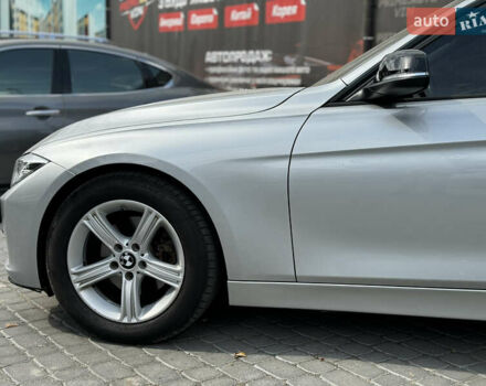Серый БМВ 3 Серия, объемом двигателя 2 л и пробегом 133 тыс. км за 15499 $, фото 7 на Automoto.ua