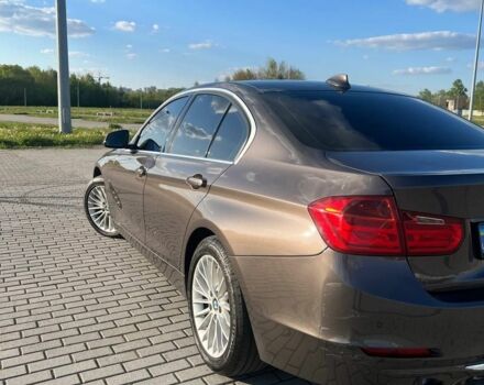 Серый БМВ 3 Серия, объемом двигателя 2 л и пробегом 327 тыс. км за 15555 $, фото 2 на Automoto.ua