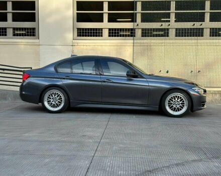 Серый БМВ 3 Серия, объемом двигателя 2 л и пробегом 90 тыс. км за 7400 $, фото 7 на Automoto.ua