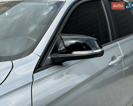 Серый БМВ 3 Серия, объемом двигателя 2 л и пробегом 133 тыс. км за 15499 $, фото 5 на Automoto.ua