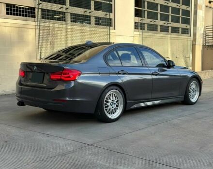 Серый БМВ 3 Серия, объемом двигателя 2 л и пробегом 90 тыс. км за 7400 $, фото 4 на Automoto.ua