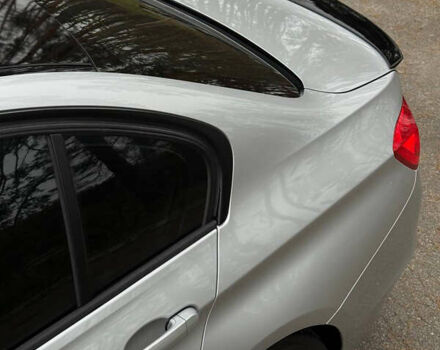 Серый БМВ 3 Серия, объемом двигателя 2 л и пробегом 225 тыс. км за 12600 $, фото 8 на Automoto.ua