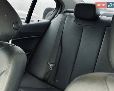 Серый БМВ 3 Серия, объемом двигателя 2 л и пробегом 187 тыс. км за 12900 $, фото 25 на Automoto.ua