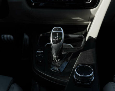 Серый БМВ 3 Серия, объемом двигателя 3 л и пробегом 142 тыс. км за 21500 $, фото 13 на Automoto.ua