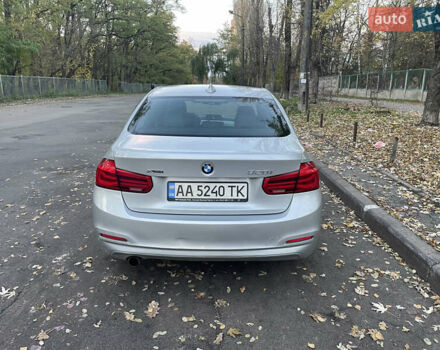 Серый БМВ 3 Серия, объемом двигателя 2 л и пробегом 97 тыс. км за 15500 $, фото 7 на Automoto.ua