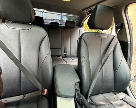 Сірий БМВ 3 Серія, об'ємом двигуна 2 л та пробігом 113 тис. км за 11100 $, фото 12 на Automoto.ua