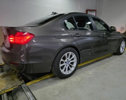 Сірий БМВ 3 Серія, об'ємом двигуна 2 л та пробігом 320 тис. км за 15250 $, фото 2 на Automoto.ua