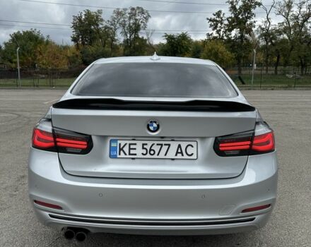 БМВ 3 Серия 2015 в Днепре (Днепропетровске) на Automoto.ua Серый БМВ 3 Серия, объемом двигателя 2 л и пробегом 153 тыс. км за 11550 $, фото 2 на Automoto.ua