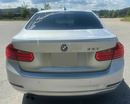 Сірий БМВ 3 Серія, об'ємом двигуна 2 л та пробігом 76 тис. км за 11000 $, фото 4 на Automoto.ua