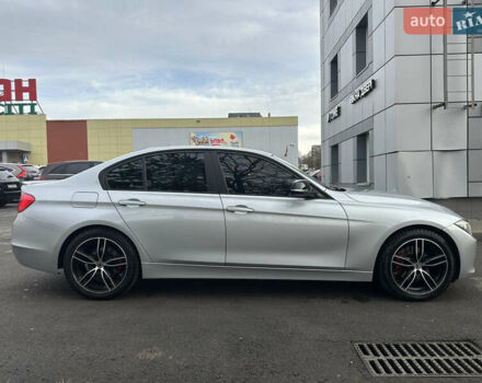 Серый БМВ 3 Серия, объемом двигателя 2 л и пробегом 183 тыс. км за 12600 $, фото 2 на Automoto.ua