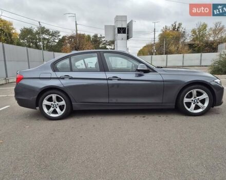 Серый БМВ 3 Серия, объемом двигателя 2 л и пробегом 144 тыс. км за 15500 $, фото 20 на Automoto.ua