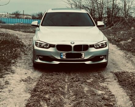 Серый БМВ 3 Серия, объемом двигателя 2 л и пробегом 40 тыс. км за 17200 $, фото 5 на Automoto.ua