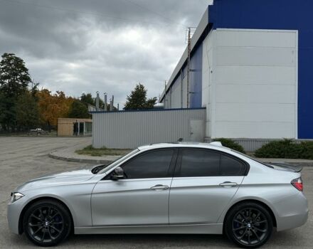 БМВ 3 Серия 2015 в Днепре (Днепропетровске) на Automoto.ua Серый БМВ 3 Серия, объемом двигателя 2 л и пробегом 153 тыс. км за 11550 $, фото 4 на Automoto.ua