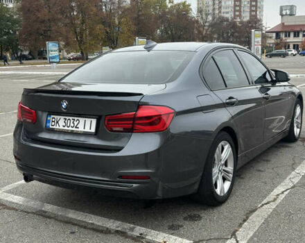 Серый БМВ 3 Серия, объемом двигателя 2 л и пробегом 229 тыс. км за 16400 $, фото 8 на Automoto.ua