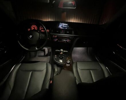 Серый БМВ 3 Серия, объемом двигателя 2 л и пробегом 40 тыс. км за 17200 $, фото 10 на Automoto.ua