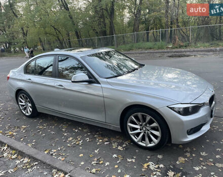 Серый БМВ 3 Серия, объемом двигателя 2 л и пробегом 97 тыс. км за 15500 $, фото 3 на Automoto.ua