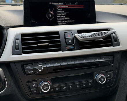 БМВ 3 Серия 2015 в Днепре (Днепропетровске) на Automoto.ua Серый БМВ 3 Серия, объемом двигателя 2 л и пробегом 104 тыс. км за 15500 $, фото 10 на Automoto.ua