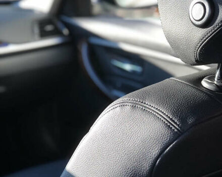 Серый БМВ 3 Серия, объемом двигателя 2 л и пробегом 123 тыс. км за 15000 $, фото 18 на Automoto.ua