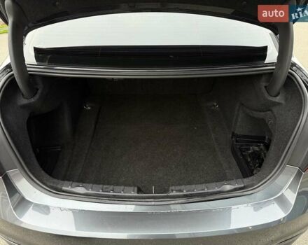 Серый БМВ 3 Серия, объемом двигателя 2 л и пробегом 88 тыс. км за 15500 $, фото 29 на Automoto.ua