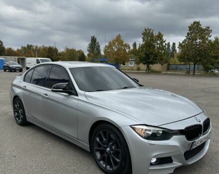 БМВ 3 Серия 2015 в Днепре (Днепропетровске) на Automoto.ua Серый БМВ 3 Серия, объемом двигателя 2 л и пробегом 153 тыс. км за 11550 $, фото 6 на Automoto.ua