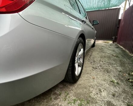 Серый БМВ 3 Серия, объемом двигателя 2 л и пробегом 40 тыс. км за 17200 $, фото 4 на Automoto.ua