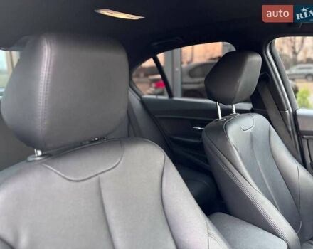 Серый БМВ 3 Серия, объемом двигателя 2 л и пробегом 180 тыс. км за 12999 $, фото 30 на Automoto.ua