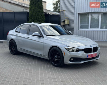 Серый БМВ 3 Серия, объемом двигателя 2 л и пробегом 127 тыс. км за 16500 $, фото 6 на Automoto.ua