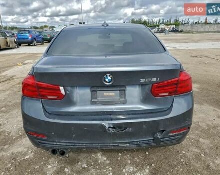 Серый БМВ 3 Серия, объемом двигателя 2 л и пробегом 52 тыс. км за 2000 $, фото 5 на Automoto.ua