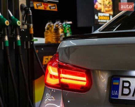 Серый БМВ 3 Серия, объемом двигателя 2 л и пробегом 167 тыс. км за 17000 $, фото 20 на Automoto.ua