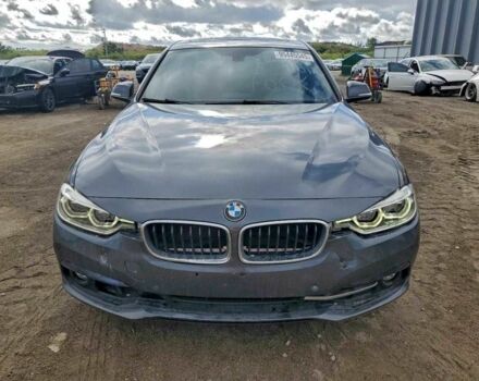 Серый БМВ 3 Серия, объемом двигателя 2 л и пробегом 52 тыс. км за 2500 $, фото 4 на Automoto.ua