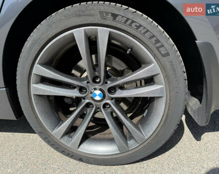 Серый БМВ 3 Серия, объемом двигателя 2 л и пробегом 88 тыс. км за 17300 $, фото 13 на Automoto.ua