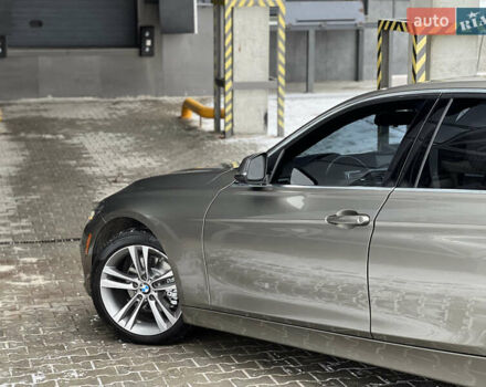 Серый БМВ 3 Серия, объемом двигателя 2 л и пробегом 190 тыс. км за 13600 $, фото 8 на Automoto.ua