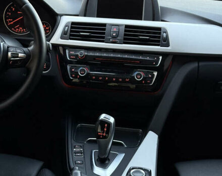 Серый БМВ 3 Серия, объемом двигателя 2 л и пробегом 158 тыс. км за 12900 $, фото 15 на Automoto.ua