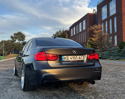 Серый БМВ 3 Серия, объемом двигателя 3 л и пробегом 145 тыс. км за 24300 $, фото 5 на Automoto.ua