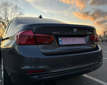 БМВ 3 Серия 2016 в Львове на Automoto.ua Серый БМВ 3 Серия, объемом двигателя 2 л и пробегом 54 тыс. км за 14300 $, фото 9 на Automoto.ua
