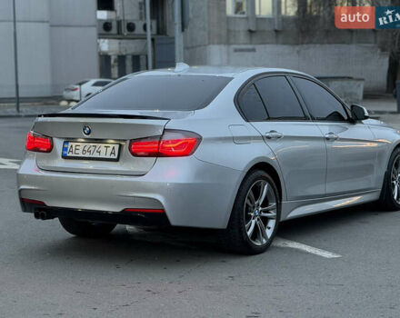 Сірий БМВ 3 Серія, об'ємом двигуна 2 л та пробігом 83 тис. км за 15999 $, фото 22 на Automoto.ua