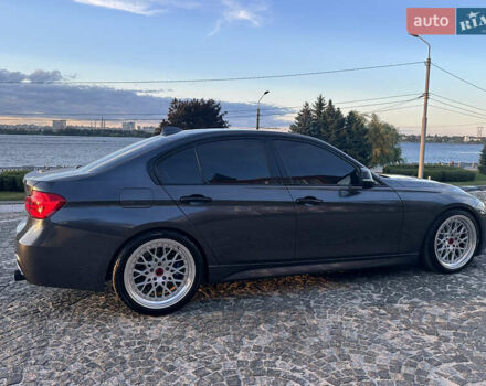 Серый БМВ 3 Серия, объемом двигателя 3 л и пробегом 145 тыс. км за 24300 $, фото 2 на Automoto.ua