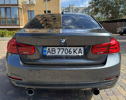Серый БМВ 3 Серия, объемом двигателя 2 л и пробегом 102 тыс. км за 15000 $, фото 4 на Automoto.ua