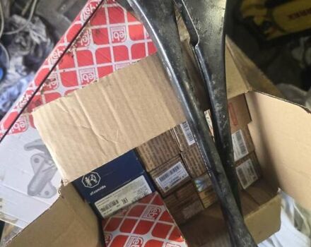 Серый БМВ 3 Серия, объемом двигателя 2 л и пробегом 196 тыс. км за 17500 $, фото 23 на Automoto.ua