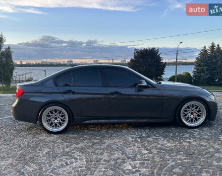 Серый БМВ 3 Серия, объемом двигателя 3 л и пробегом 145 тыс. км за 24300 $, фото 1 на Automoto.ua