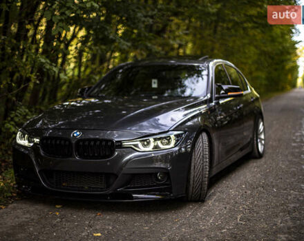 Серый БМВ 3 Серия, объемом двигателя 2 л и пробегом 183 тыс. км за 21300 $, фото 1 на Automoto.ua