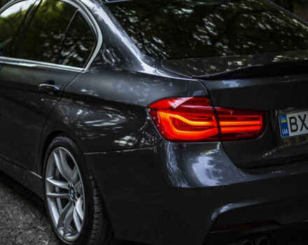 Серый БМВ 3 Серия, объемом двигателя 2 л и пробегом 183 тыс. км за 21300 $, фото 2 на Automoto.ua