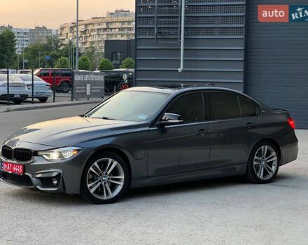 Серый БМВ 3 Серия, объемом двигателя 2 л и пробегом 157 тыс. км за 18400 $, фото 7 на Automoto.ua