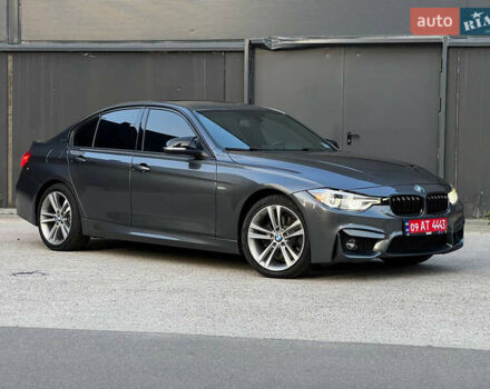 Серый БМВ 3 Серия, объемом двигателя 2 л и пробегом 157 тыс. км за 18400 $, фото 12 на Automoto.ua