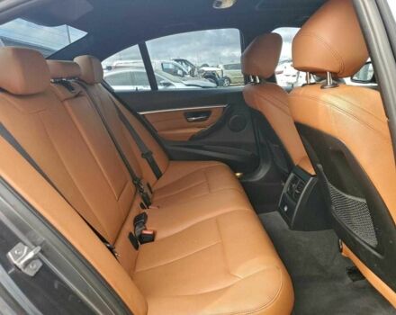 Серый БМВ 3 Серия, объемом двигателя 2 л и пробегом 52 тыс. км за 2500 $, фото 9 на Automoto.ua