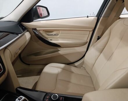 Серый БМВ 3 Серия, объемом двигателя 2 л и пробегом 117 тыс. км за 15500 $, фото 6 на Automoto.ua