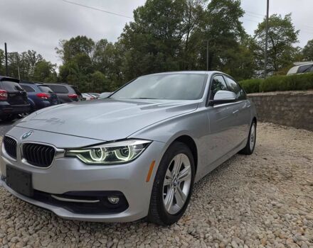 Серый БМВ 3 Серия, объемом двигателя 2 л и пробегом 80 тыс. км за 9900 $, фото 2 на Automoto.ua