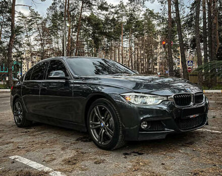 Серый БМВ 3 Серия, объемом двигателя 2 л и пробегом 58 тыс. км за 14850 $, фото 3 на Automoto.ua