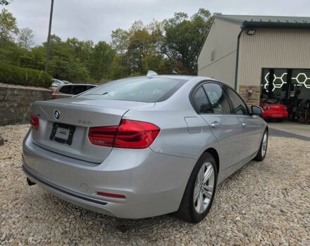 Серый БМВ 3 Серия, объемом двигателя 2 л и пробегом 80 тыс. км за 9900 $, фото 4 на Automoto.ua